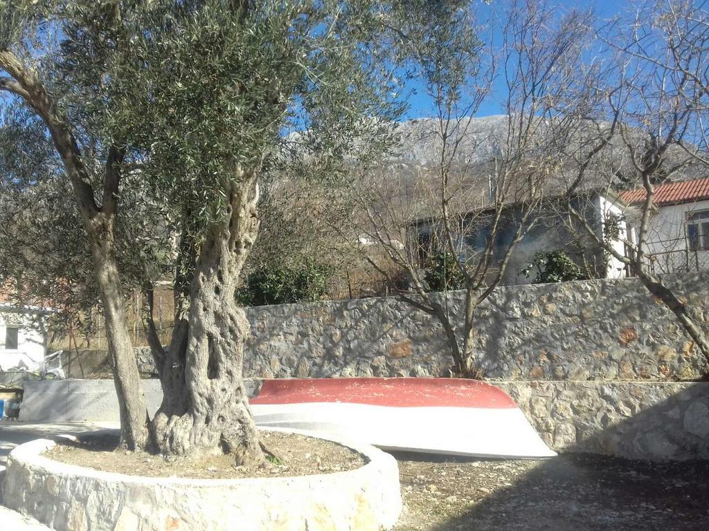 Apartman Nikocevic Dobra Voda Bagian luar foto