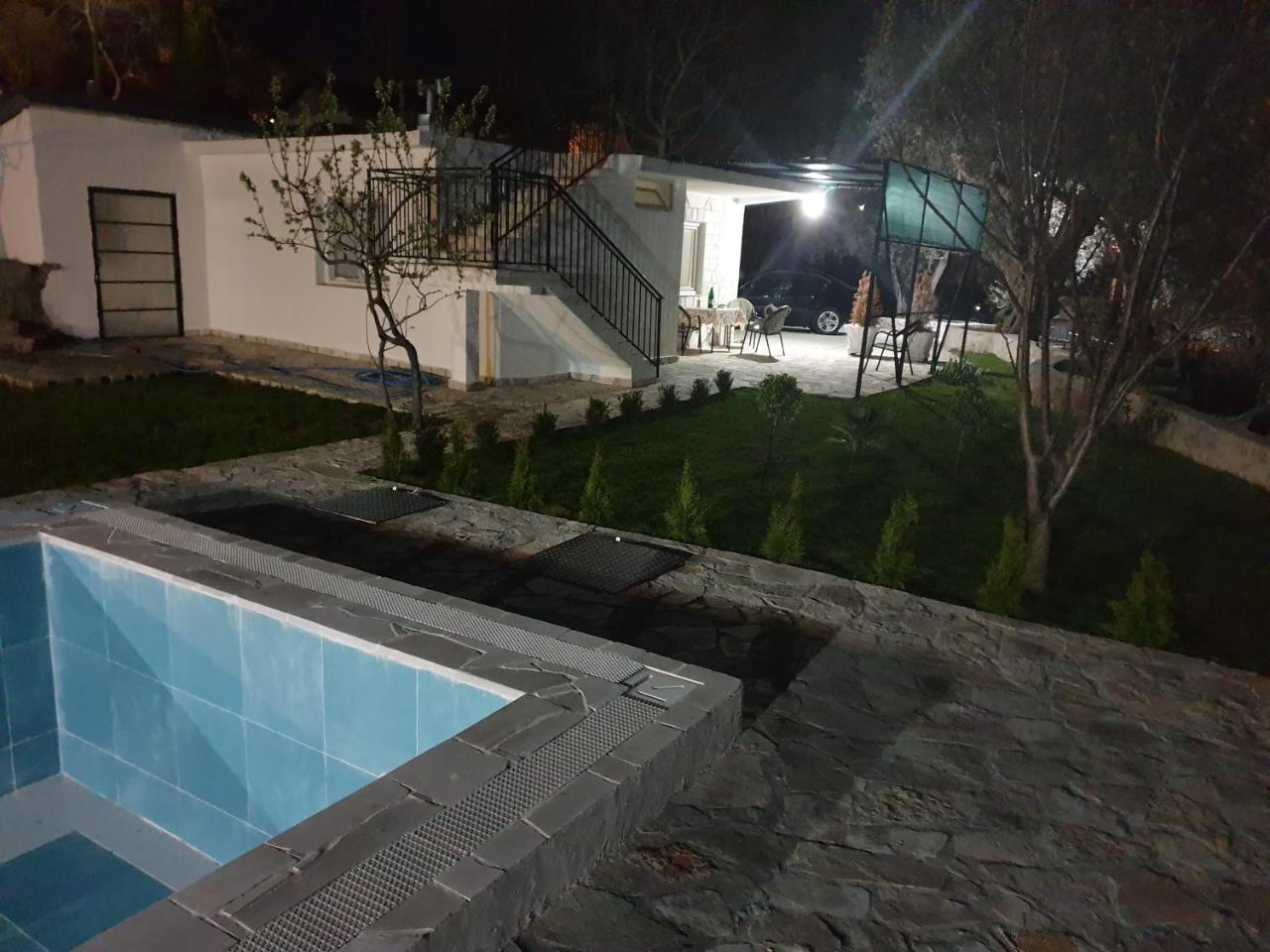 Apartman Nikocevic Dobra Voda Bagian luar foto